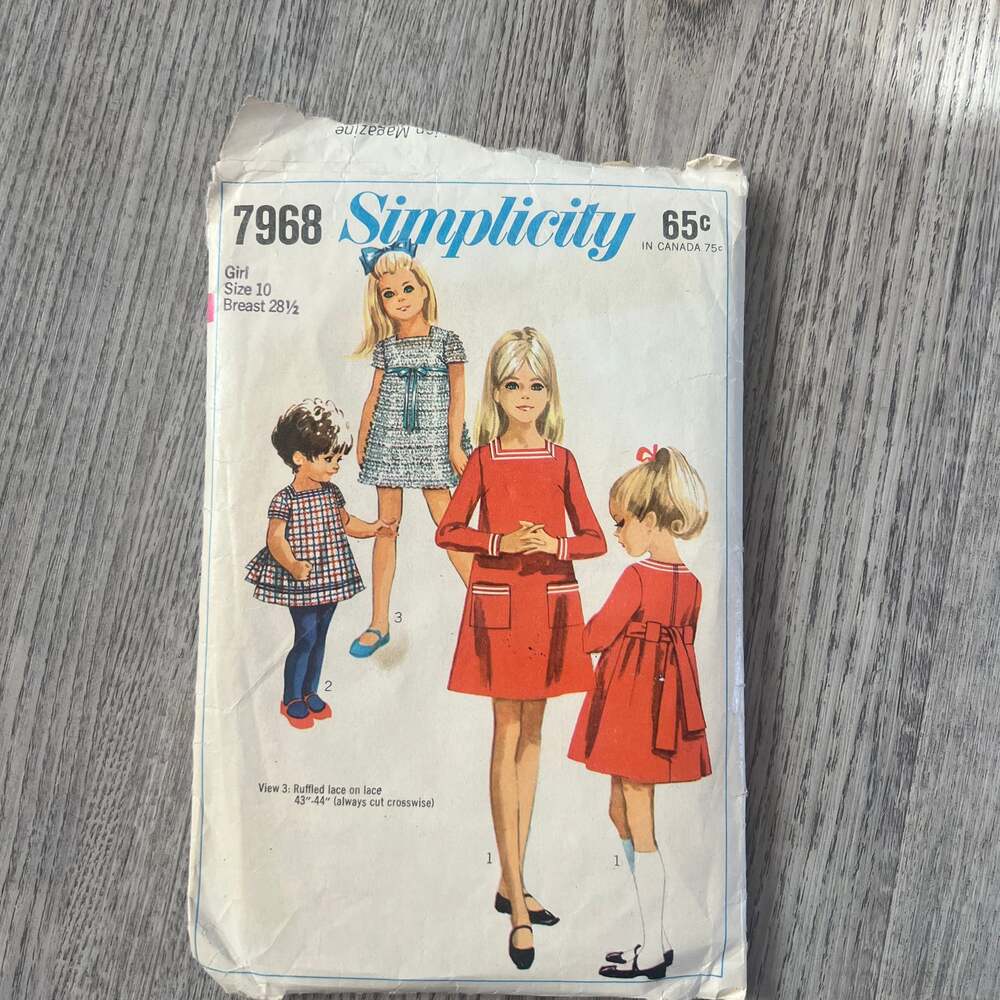 Vintage 1960s Simplicity 7968 Girls Mod Dress Sewing Pattern Size 5
